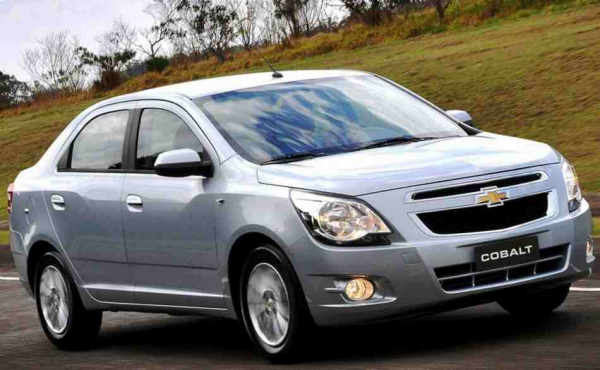 Опции для седана Chevrolet Cobalt 2013 года выпуска